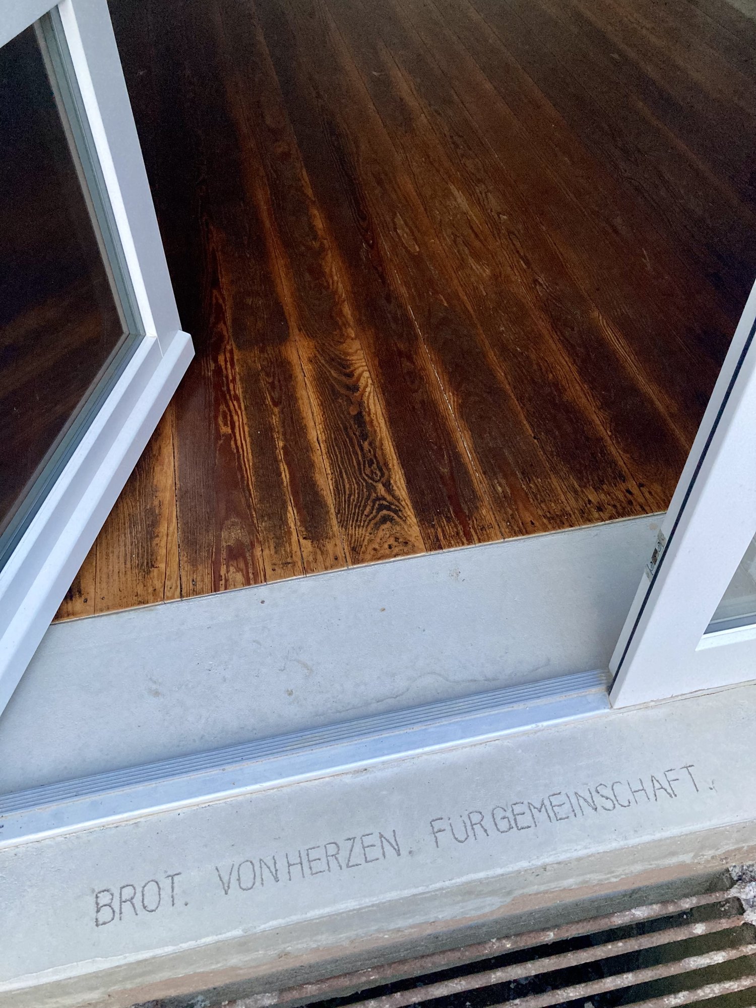 Brot. Von Herzen. Für Gemeinschaft.